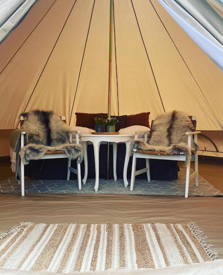 Hoiland Gard Gardshotellet Hjelmeland ภายนอก รูปภาพ