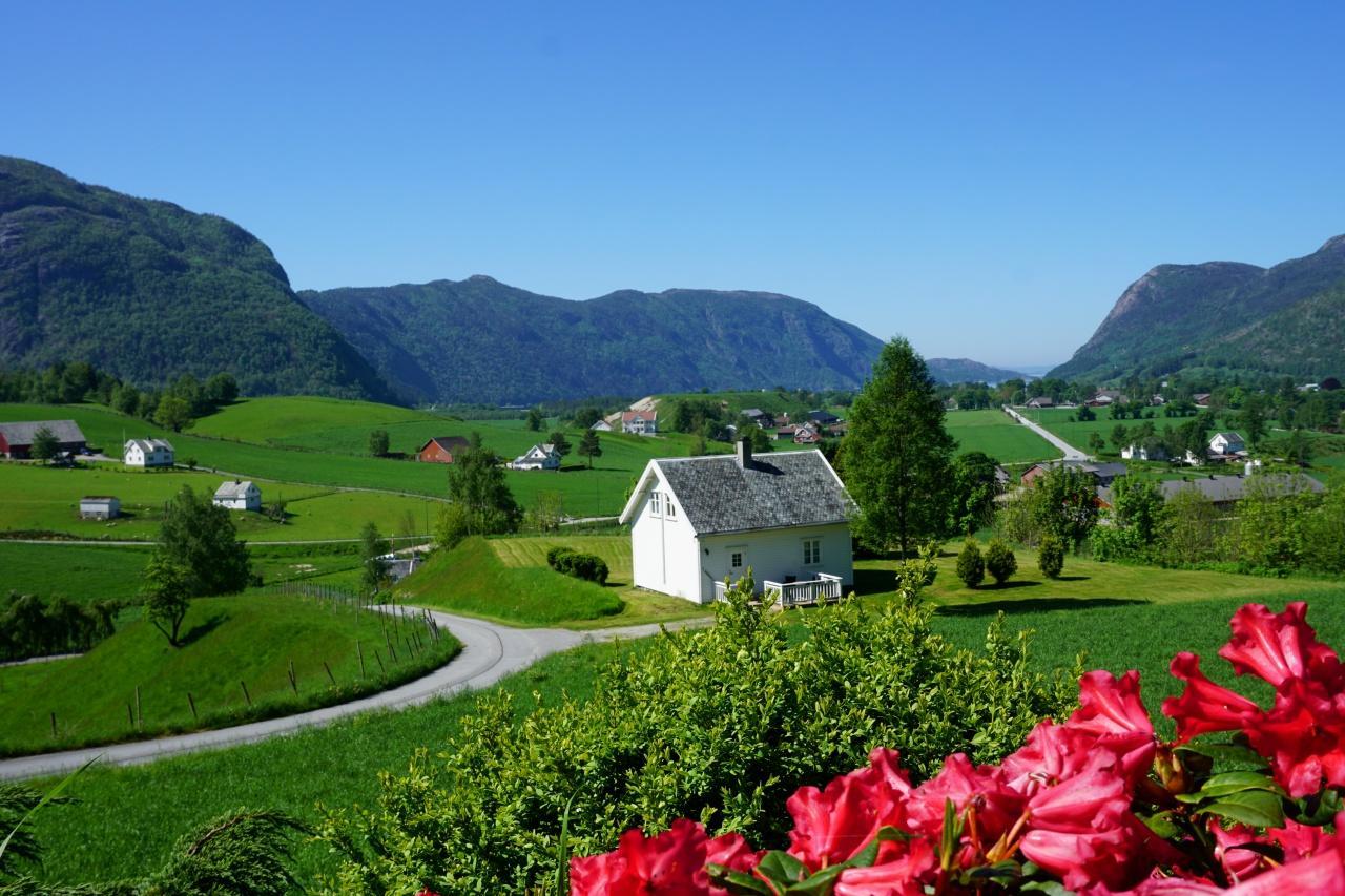 Hoiland Gard Gardshotellet Hjelmeland ภายนอก รูปภาพ
