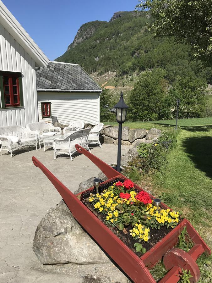 Hoiland Gard Gardshotellet Hjelmeland ภายนอก รูปภาพ